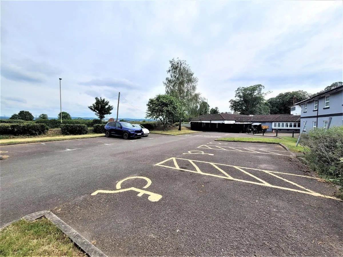 The Oakwood Hotel By Roomsbooked Gloucester 0*,